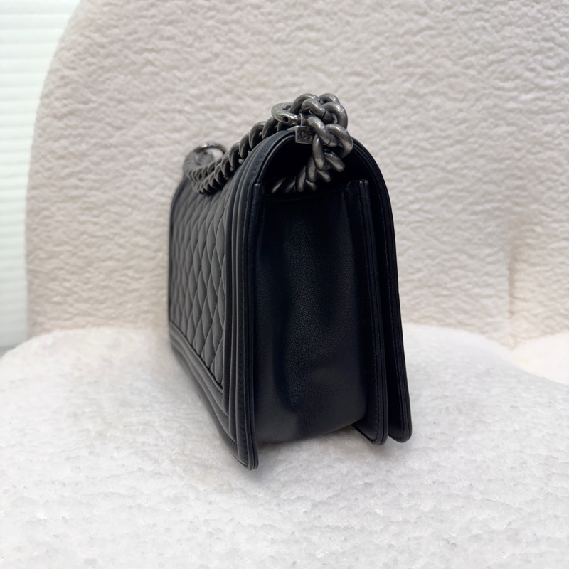 🕯️極優惠香奈兒低於專櫃15萬 CHANEL LEBOY黑銀羊皮BOY25 A67086-10