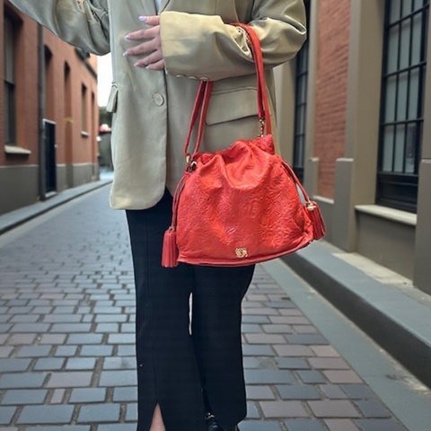 🥨超優惠福袋包 LOEWE橘紅牛皮Flamenco肩側背包