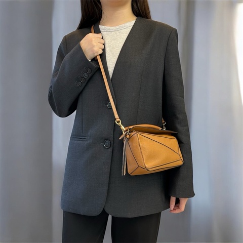 🕯️超優惠絕版幾何puzzle Loewe焦糖牛皮金釦Mini Puzzle側背手提包