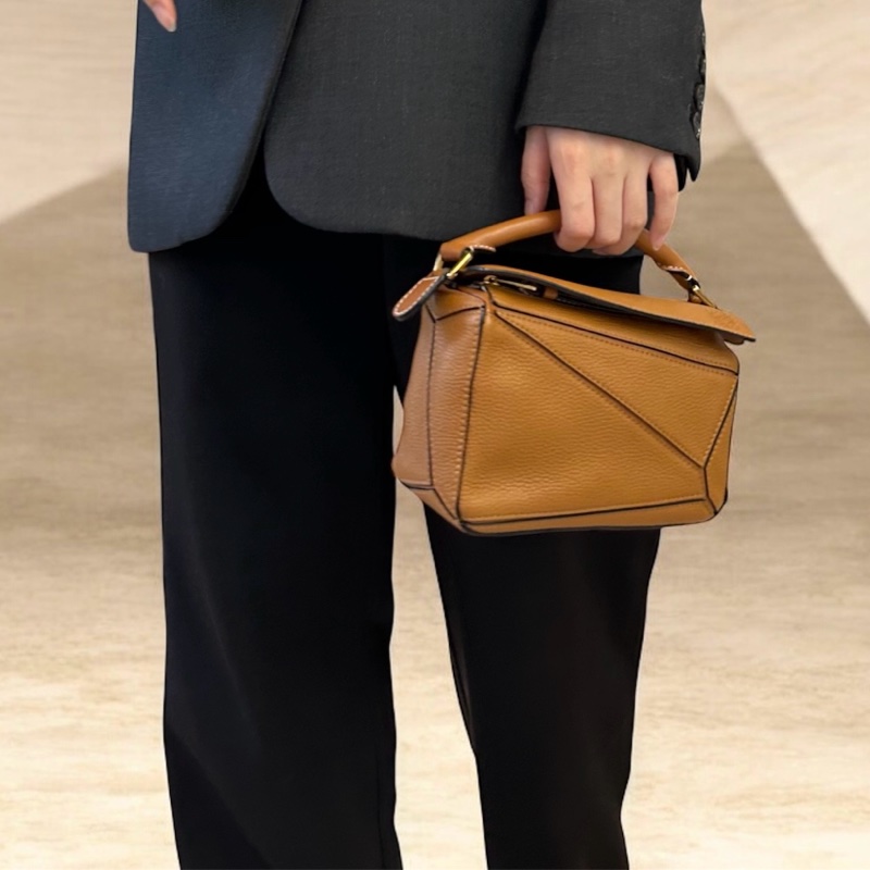 🕯️超優惠羅意威🥨絕版幾何puzzle Loewe焦糖牛皮金釦Mini Puzzle側背手提包-4