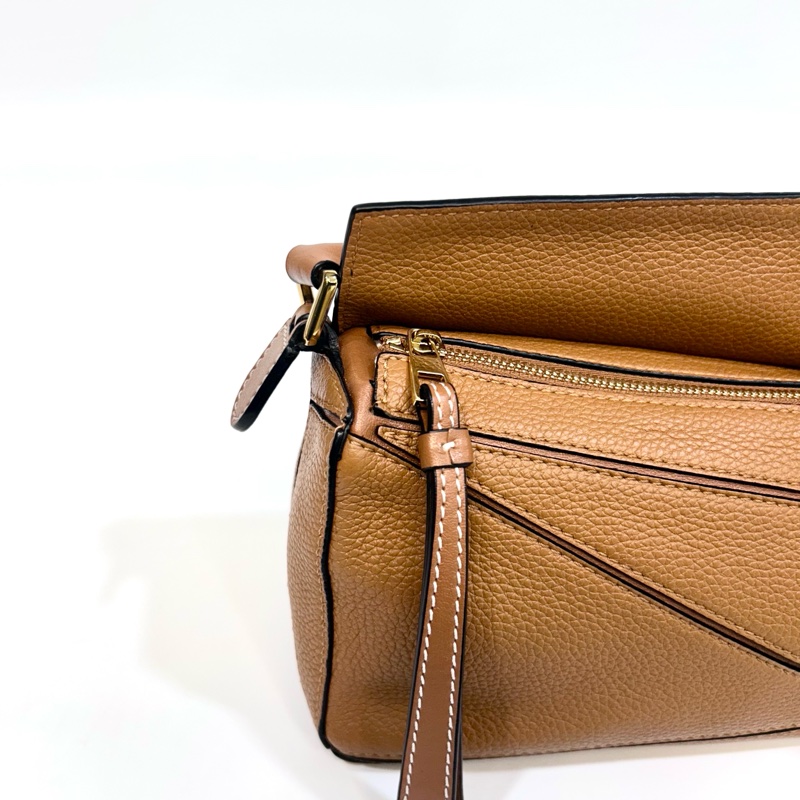 🕯️超優惠羅意威🥨絕版幾何puzzle Loewe焦糖牛皮金釦Mini Puzzle側背手提包-14