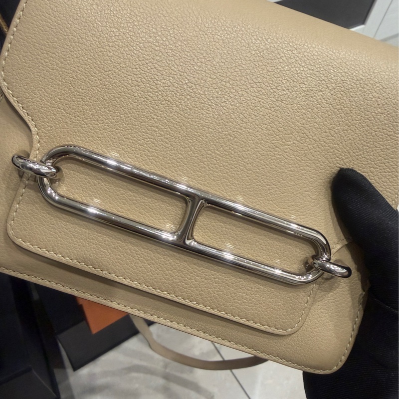 99新全配❤️#愛馬仕 #豬鼻子19 #roulis #mini #風衣灰 銀扣-14