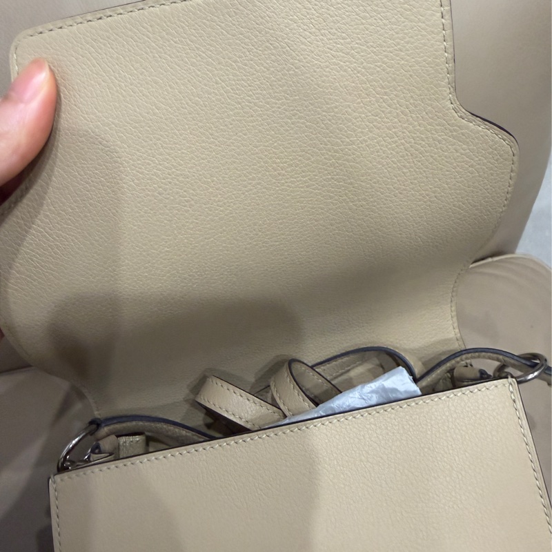 全配❤️#愛馬仕 #豬鼻子19 #roulis #mini #風衣灰 銀扣-45