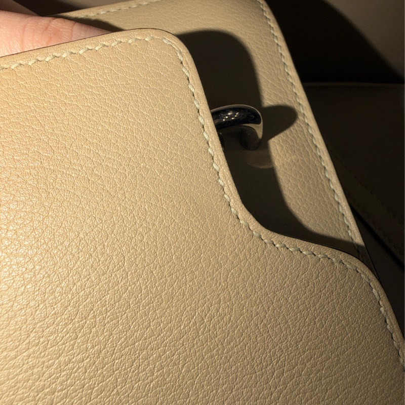 全配❤️#愛馬仕 #豬鼻子19 #roulis #mini #風衣灰 銀扣-81