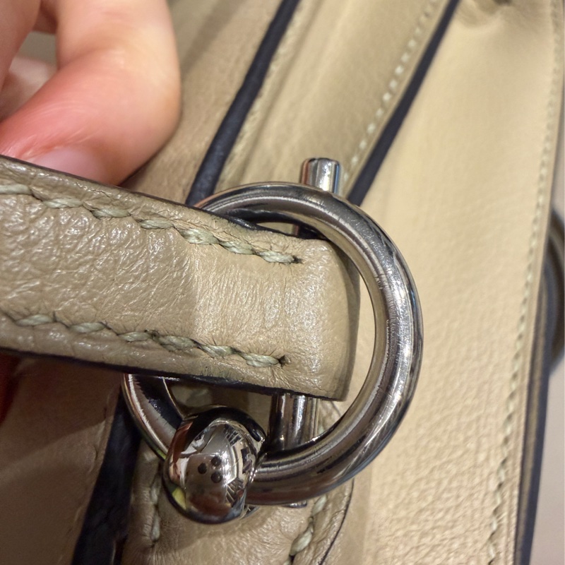 全配❤️#愛馬仕 #豬鼻子19 #roulis #mini #風衣灰 銀扣-85