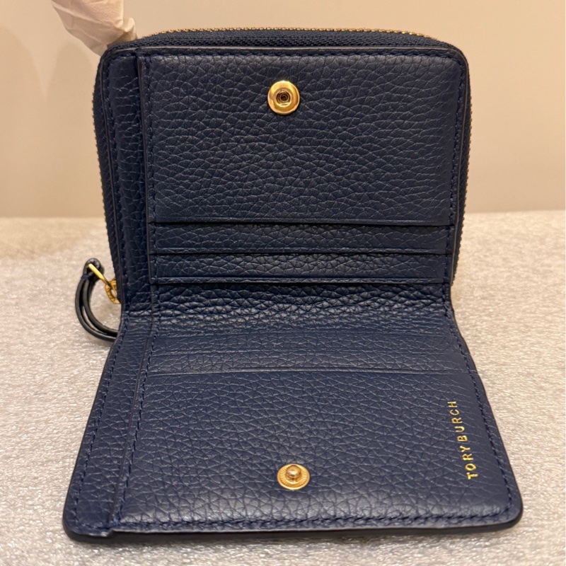 Tory Burch 雙T-LOGO素面扣式皮革短夾-深藍-3