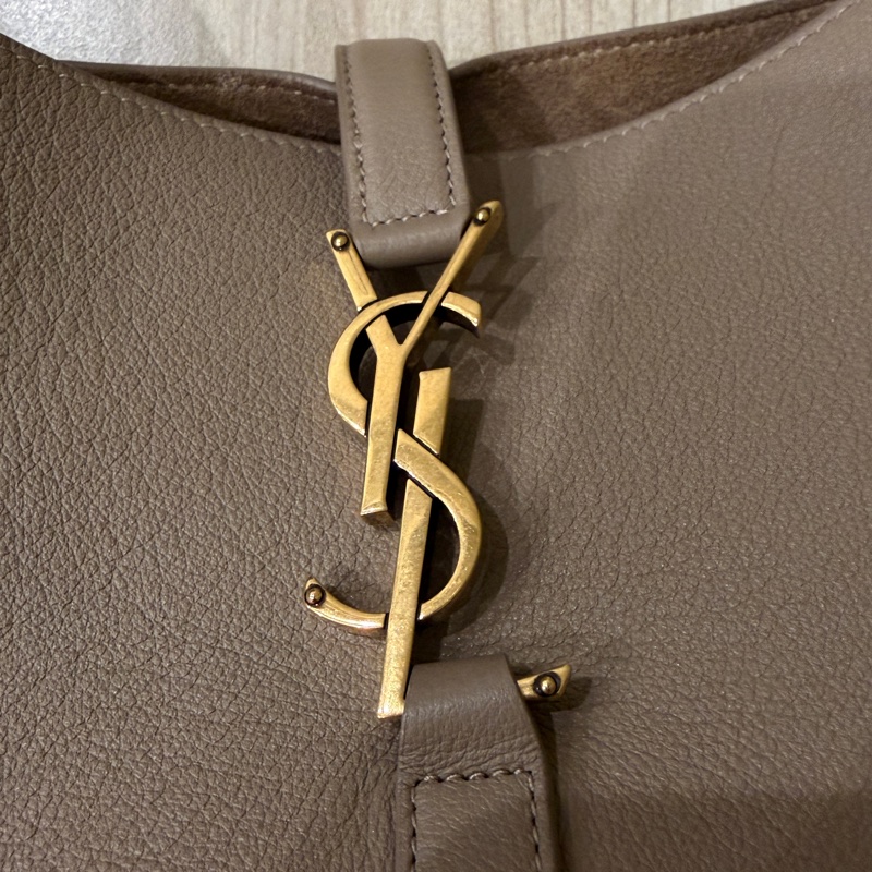 YSL 奶茶包大號單肩包hobo-16