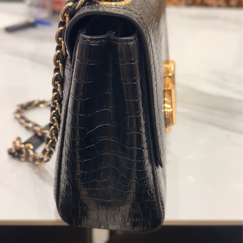🖤MK 鱷魚壓紋鍊條包|黑色二手 |附購證 / 收據-11