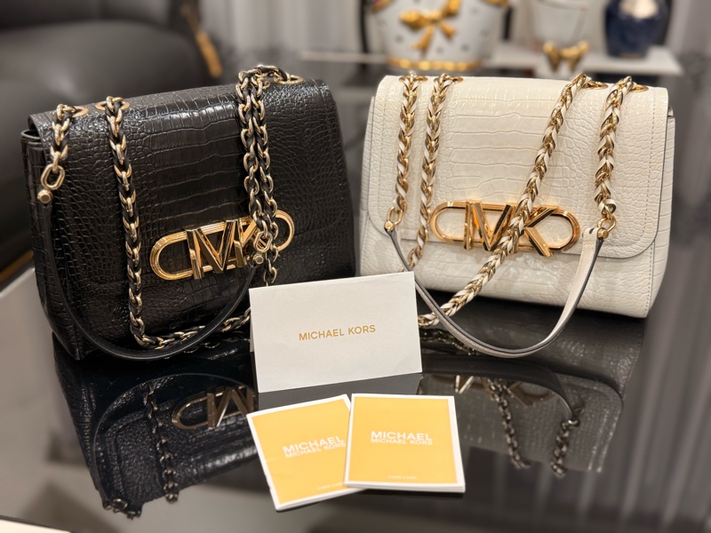 🖤MK 鱷魚壓紋鍊條包|黑色二手 |附購證 / 收據-15