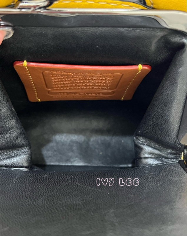 COACH Disney 聯名 黃色 皮革 米奇 米妮 手提包 斜背包 正品 二手精品-4