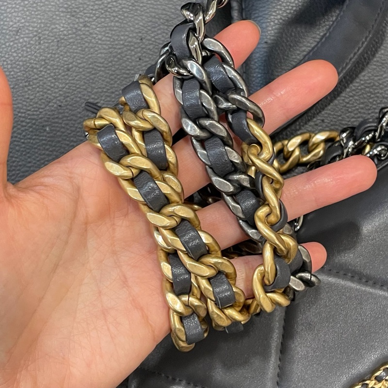 全新閒置 全配 🈶️購證 芯片款❤️ 香奈兒 #灰金 #深灰 #19bag #woc-23