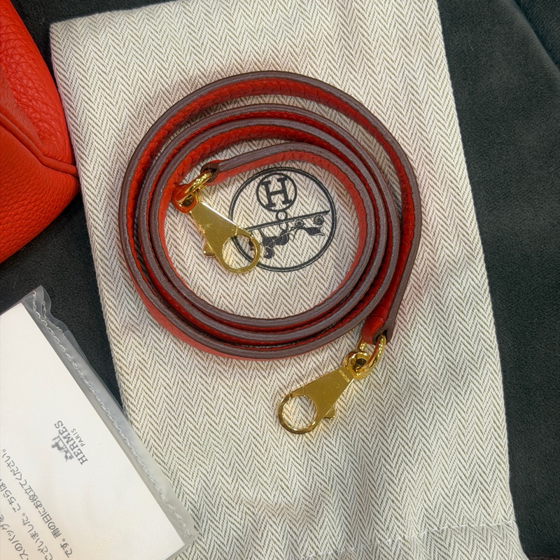 閒置品🈶肩帶❤️ 愛馬仕 #kelly35 #橘紅 #金釦 #togo皮 K35-5