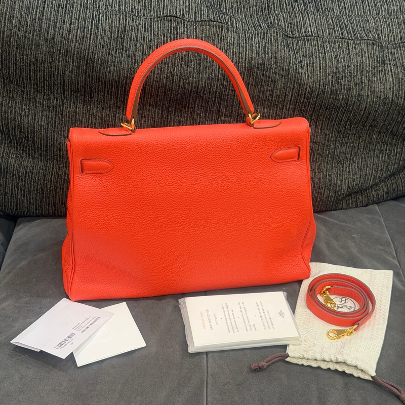 閒置品🈶肩帶❤️ 愛馬仕 #kelly35 #橘紅 #金釦 #togo皮 K35-10