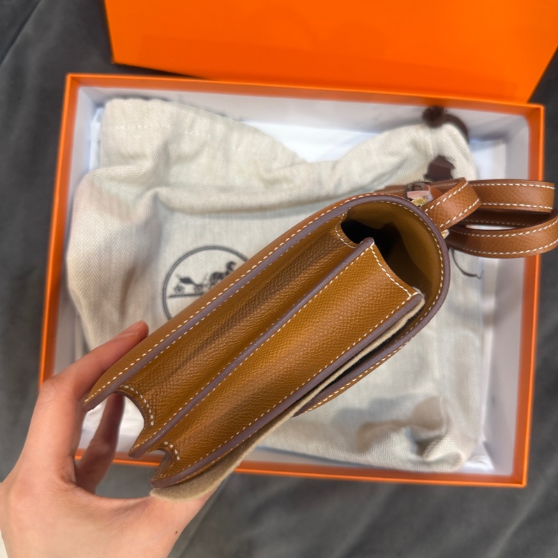 全新全配B刻❤️#愛馬仕 #金棕金 #epsom皮 #康康 19cm mini #constance-7
