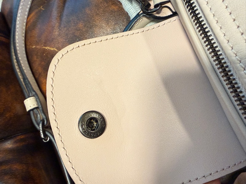 極新 歐洲專櫃購入正品 Longchamp LE PLIAGE XTRA 手拿包 XS 裸色皮革手拿包 斜背包 迷你水餃包 裸粉色-23