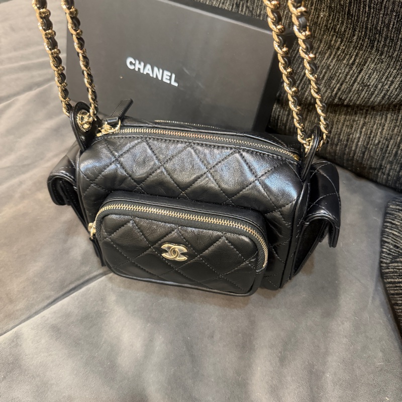 全新全配有購證❤️香奈兒 #黑金 #新款 #相機包 #炸藥包-3