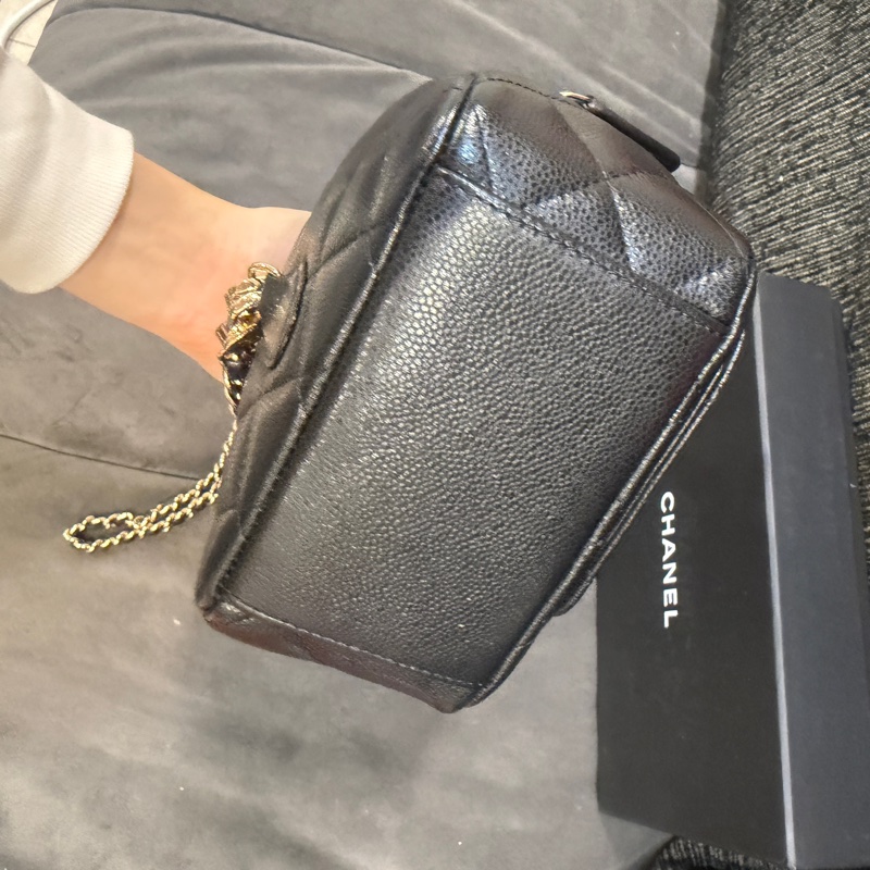 全新全配🈶購證❤️ 香奈兒 #荔枝皮 #黑金 #小書包 #雙肩包-6