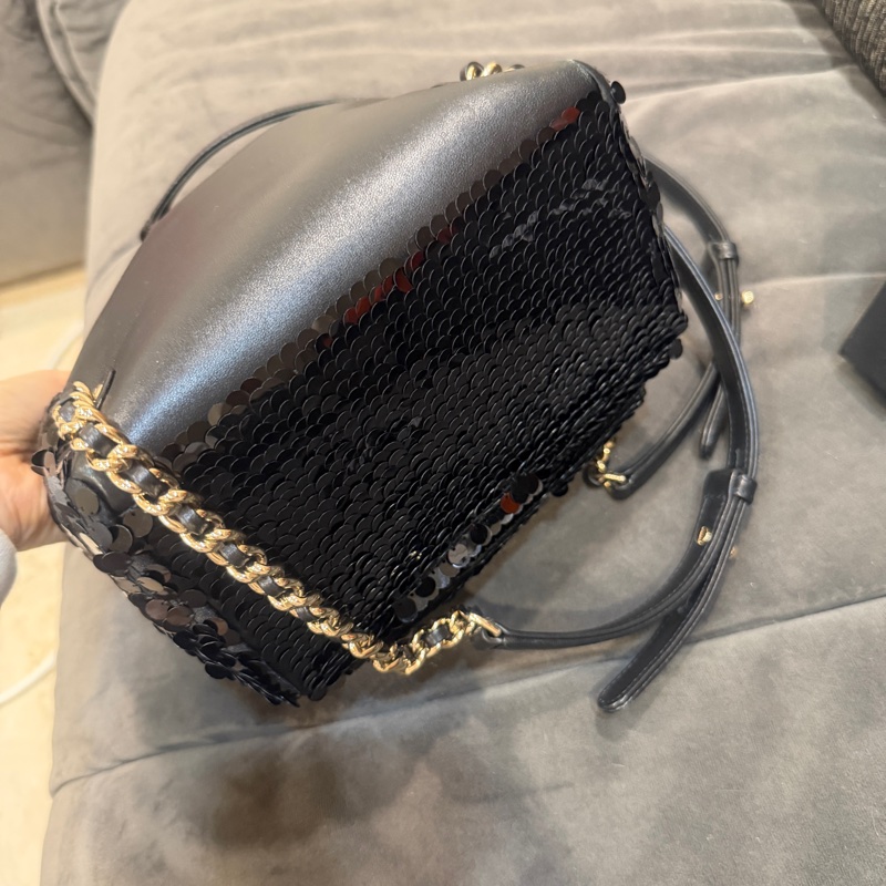 全新全配❤️ 香奈兒 #限量款亮片 #黑金 #小書包 #雙肩包-10