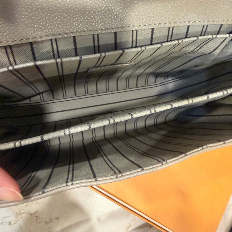 99新全配❤️ #lv #大象灰 #全皮 #郵差包 #斜背包-9