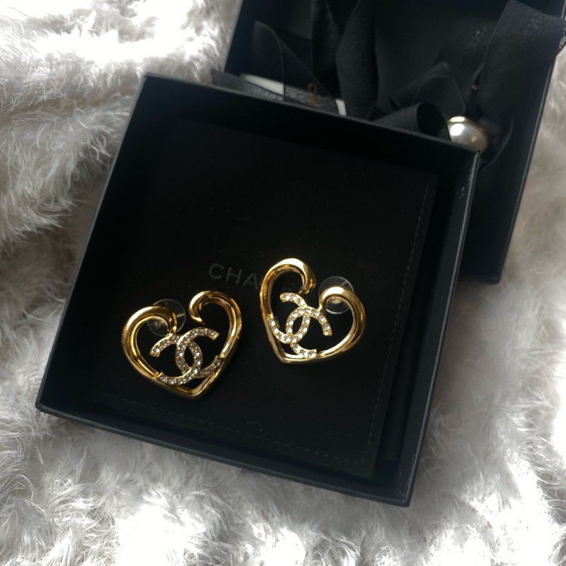 『全新閒置』Chanel 愛心logo耳環(許路兒同款）-7
