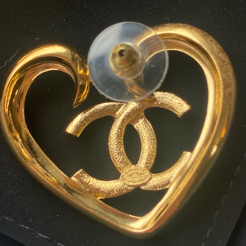 『全新閒置』Chanel 愛心logo耳環(許路兒同款）-15