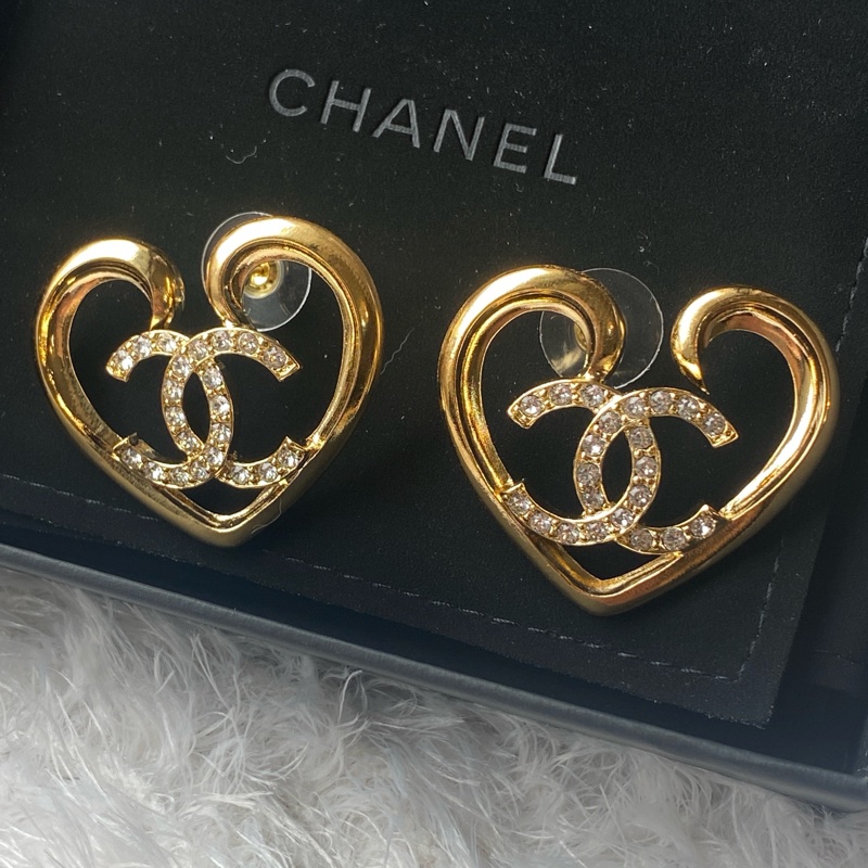 『全新閒置』Chanel 愛心logo耳環(許路兒同款）-17