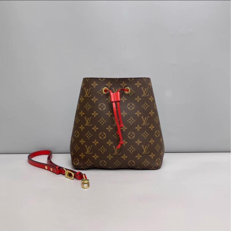 實用百搭神包😍99新🆕Lv路易威登老花NeoNoe紅色水桶包單肩斜挎包-6