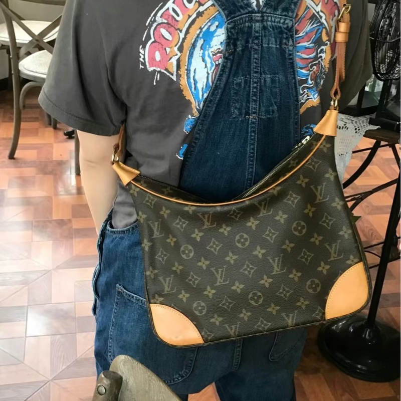 耐用百搭不膩😍99新🆕Lv老花小號牛角包單肩斜挎包🥐-4