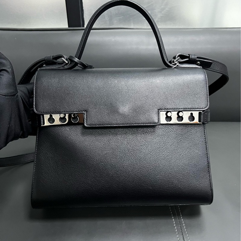 Delvaux Tempete 黑色 烏金扣-1