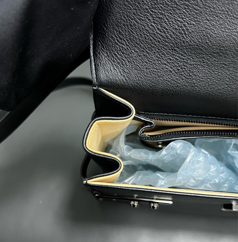 Delvaux Tempete 黑色 烏金扣-21