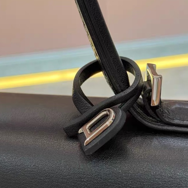 Delvaux Tempete 黑色 銀扣-17