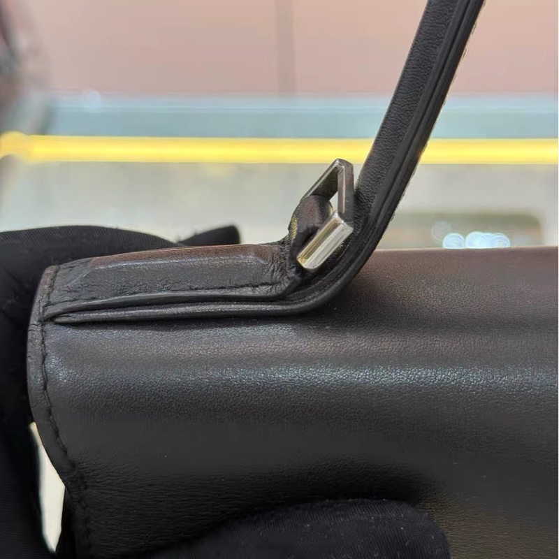 Delvaux Tempete 黑色 銀扣-21