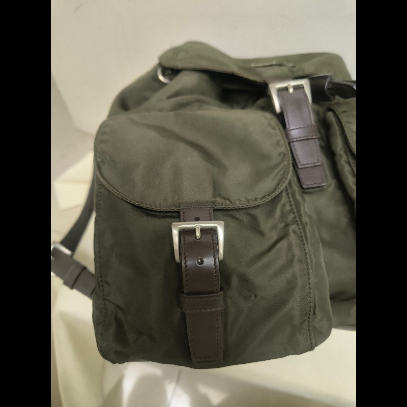🔥年終狂降🔥【限時降價只到12/31（原16,800）】【8成新】㊣✨PRADA✨普拉達 綠色 帆布 皮革 口袋 中型 後背包 /二手包/二手精品🌳二手樹屋🌳-16