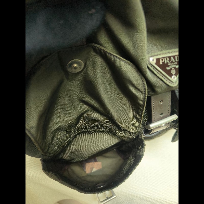 🔥年終狂降🔥【限時降價只到12/31（原16,800）】【8成新】㊣✨PRADA✨普拉達 綠色 帆布 皮革 口袋 中型 後背包 /二手包/二手精品🌳二手樹屋🌳-20