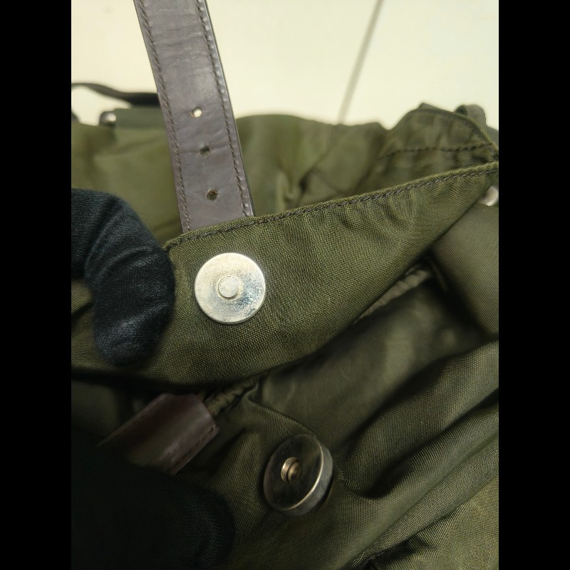 🔥年終狂降🔥【限時降價只到12/31（原16,800）】【8成新】㊣✨PRADA✨普拉達 綠色 帆布 皮革 口袋 中型 後背包 /二手包/二手精品🌳二手樹屋🌳-35