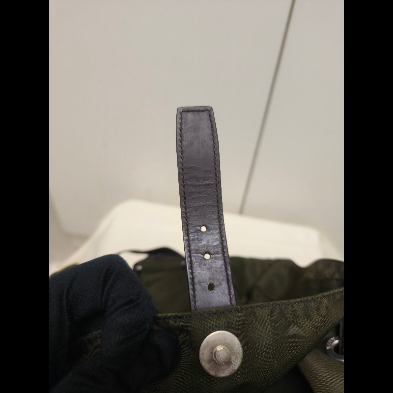 🔥年終狂降🔥【限時降價只到12/31（原16,800）】【8成新】㊣✨PRADA✨普拉達 綠色 帆布 皮革 口袋 中型 後背包 /二手包/二手精品🌳二手樹屋🌳-36