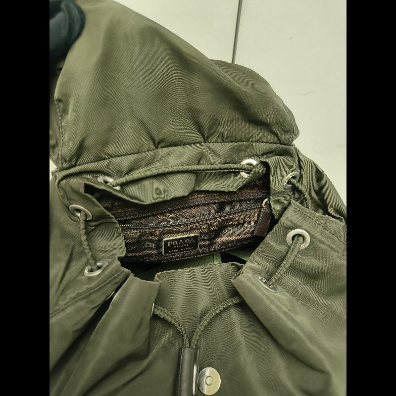 🔥年終狂降🔥【限時降價只到12/31（原16,800）】【8成新】㊣✨PRADA✨普拉達 綠色 帆布 皮革 口袋 中型 後背包 /二手包/二手精品🌳二手樹屋🌳-39