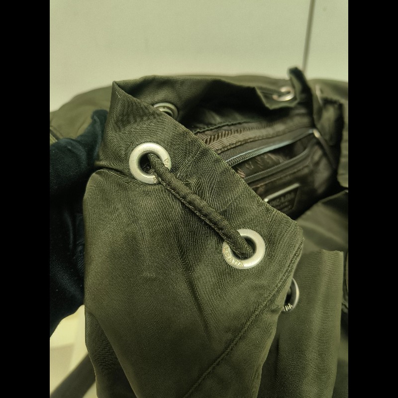 🔥年終狂降🔥【限時降價只到12/31（原16,800）】【8成新】㊣✨PRADA✨普拉達 綠色 帆布 皮革 口袋 中型 後背包 /二手包/二手精品🌳二手樹屋🌳-40