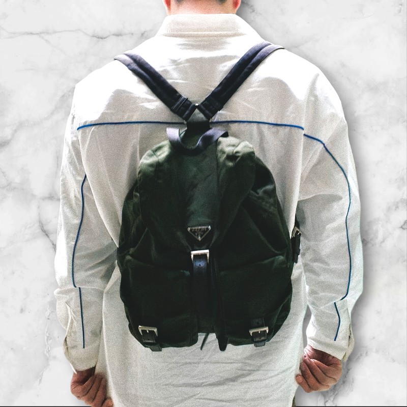 🔥年終狂降🔥【限時降價只到12/31（原16,800）】【8成新】㊣✨PRADA✨普拉達 綠色 帆布 皮革 口袋 中型 後背包 /二手包/二手精品🌳二手樹屋🌳-56