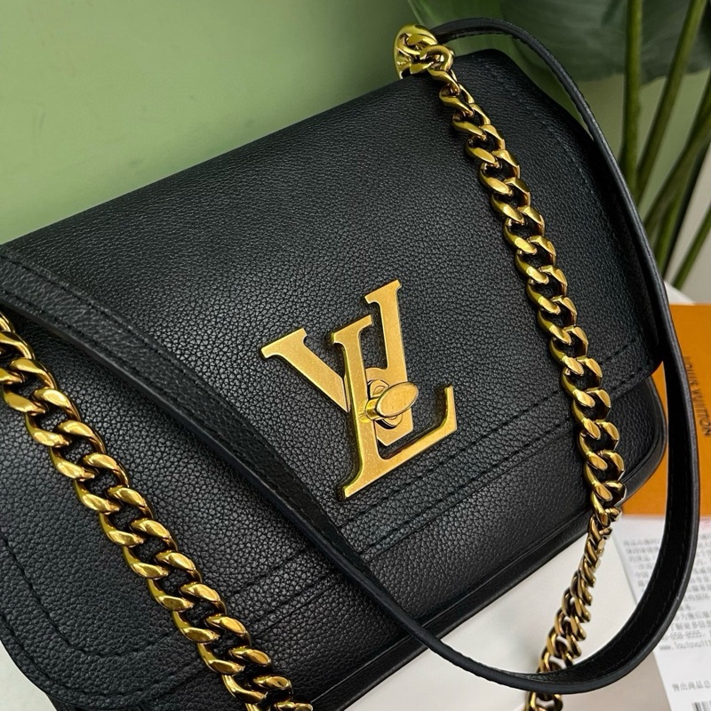 LV lockme chain黑金鍊條包-2