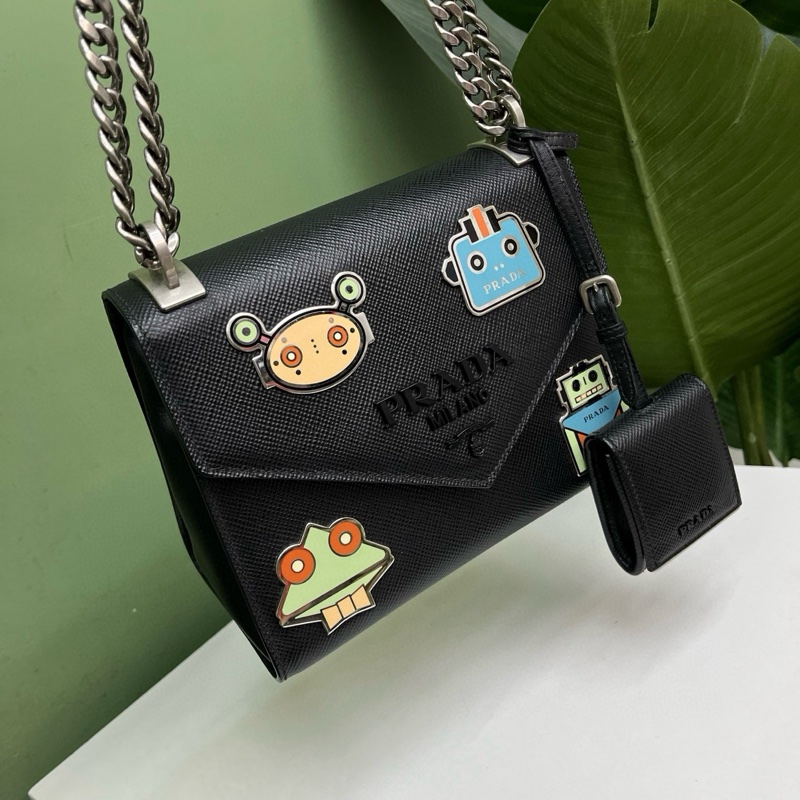Prada機器人鏈條包-2