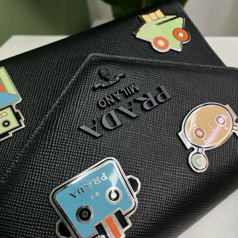 Prada機器人鏈條包-7