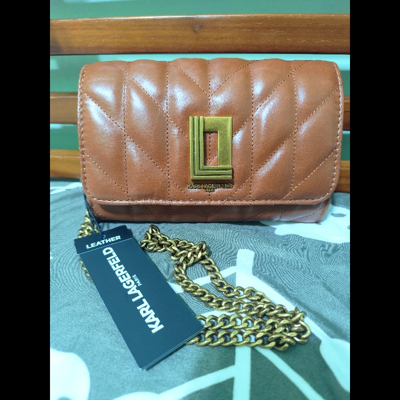 Karl Lagerfeld Lafayette 真皮復古紋WOC 復古焦糖棕
(全新)帶原包裝-15