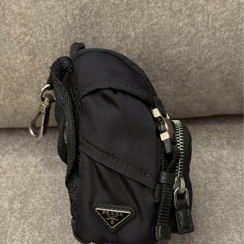 Prada書包小掛飾