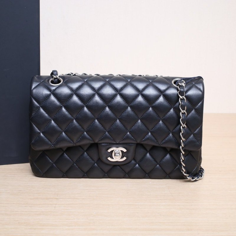 CHANEL CF口蓋包中號25.5黑色羊皮24開銀扣肩背包-0