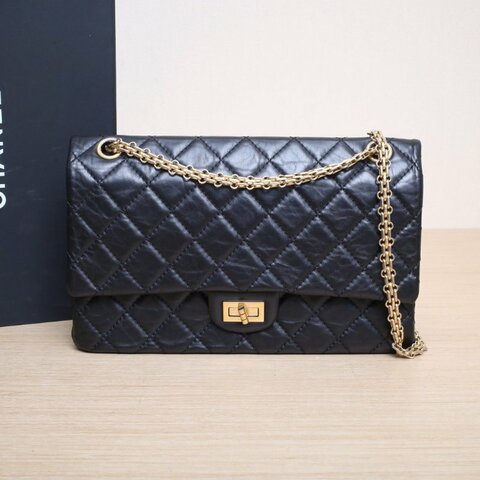 CHANEL 2.55口蓋包大號28黑色牛皮15開金扣肩背包