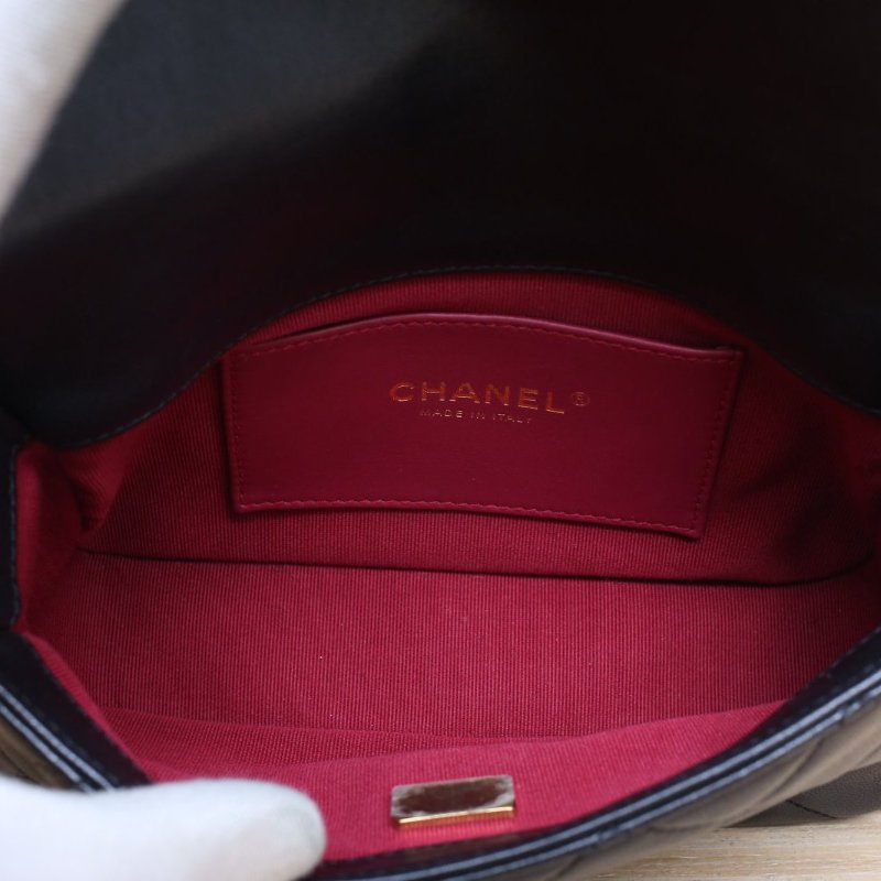 CHANEL 黑色羊皮晶片開金扣23BCF季節款口蓋包雙皮帶扣鏈條包肩背包-3