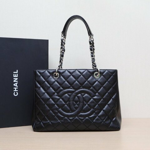 CHANEL GST購物袋小號33黑色荔枝牛皮18開銀扣肩背包