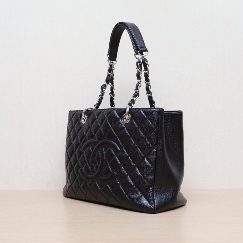 CHANEL GST購物袋小號33黑色荔枝牛皮18開銀扣肩背包-3