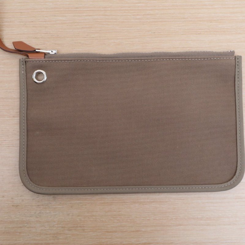 HERMES Herbag3134黃褐色帆布/Hunter牛皮A刻銀扣肩背包-3